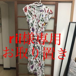 ザラ(ZARA)のZARA 花柄ロングワンピース(ロングワンピース/マキシワンピース)