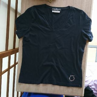 サルヴァトーレフェラガモ(Salvatore Ferragamo)のサルヴァトーレ・フェラガモVネック半袖TシャツSサイズ(Tシャツ(半袖/袖なし))