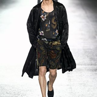 ドリスヴァンノッテン(DRIES VAN NOTEN)のドリスヴァンノッテン ボタニカルTシャツ(Tシャツ/カットソー(半袖/袖なし))