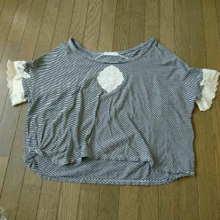 ジーナシス(JEANASIS)のジーナシス Tシャツ ボーダー レース 刺繍 丈短(Tシャツ(半袖/袖なし))