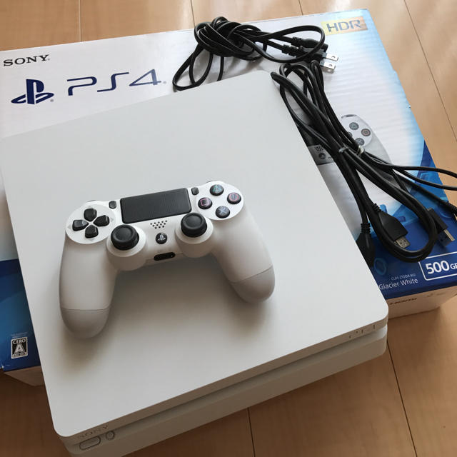 PS4 500GB 本体