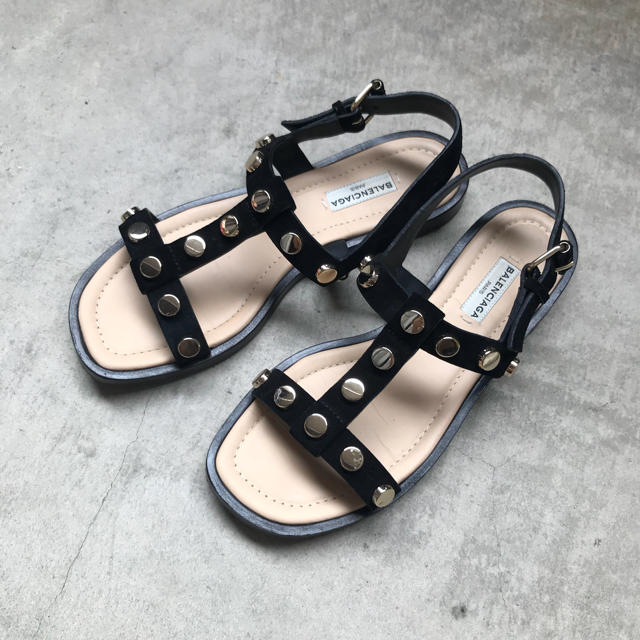 Balenciaga - 美品 BALENCIAGA バレンシアガ スタッズ サンダル フラット 36の通販 by lrdtshop｜バレンシアガならラクマ