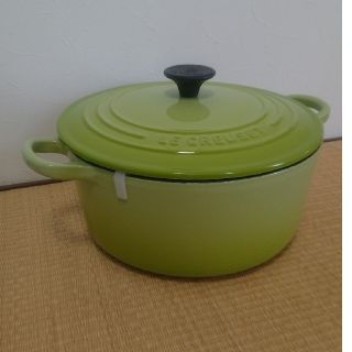 ルクルーゼ(LE CREUSET)の【新品】ル・クルーゼ ココットロンド  22cm(鍋/フライパン)