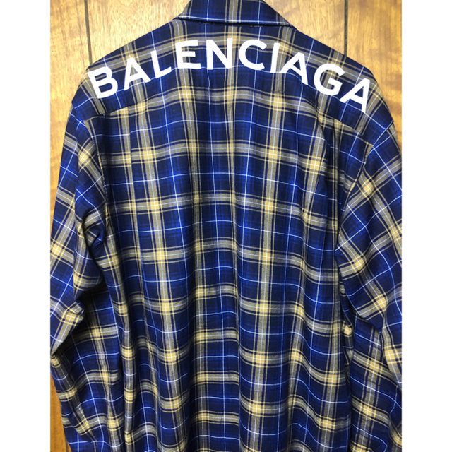 バレンシアガBALENCIAGA背中ロゴ入りチェックシャツブルー美37