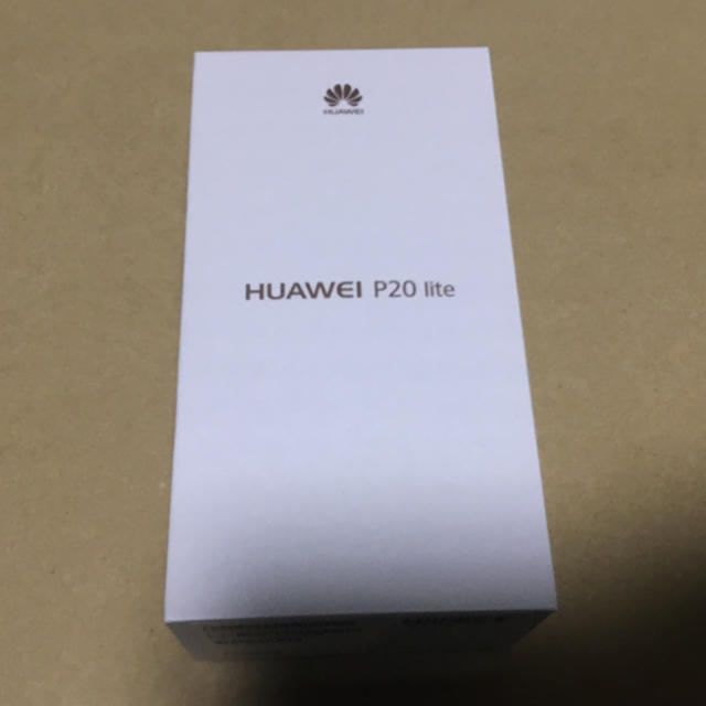 ANDROID(アンドロイド)の【新品】 Y!mobile HUAWEI P20 lite クラインブルー スマホ/家電/カメラのスマートフォン/携帯電話(スマートフォン本体)の商品写真