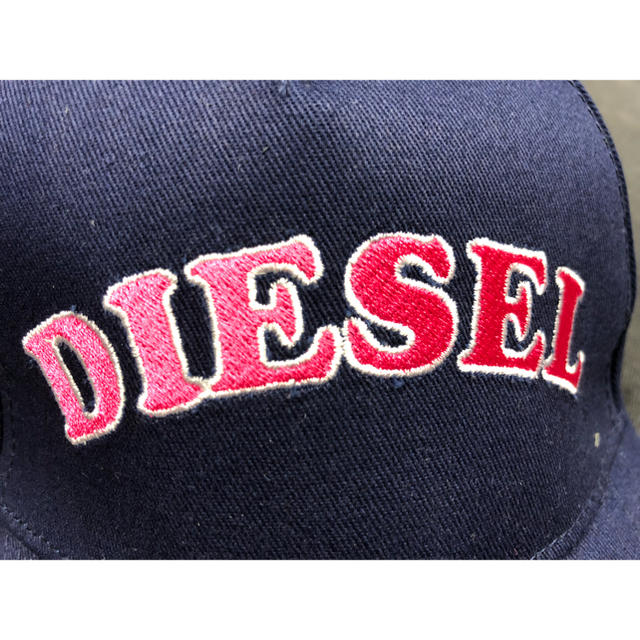 DIESEL(ディーゼル)のDIESEL キッズ キャップ  ネイビー キッズ/ベビー/マタニティのこども用ファッション小物(帽子)の商品写真