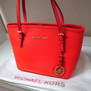 マイケルコース(Michael Kors)の正規品♡美品♡マイケルコース　ハンドバッグ　オレンジ　バッグ　財布　レザー(トートバッグ)