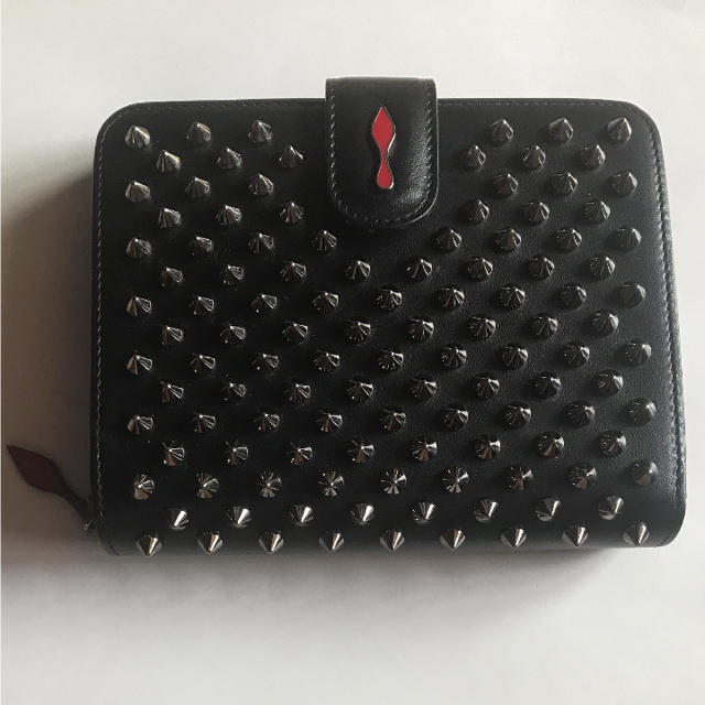 Christian Louboutin(クリスチャンルブタン)のクリスチャン ルブタン 財布 レディースのファッション小物(財布)の商品写真