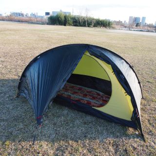 ヒルバーグ(HILLEBERG)の【最終値下/新古】ヒルバーグ テント ニアック1.5 送料込 グリーン(テント/タープ)