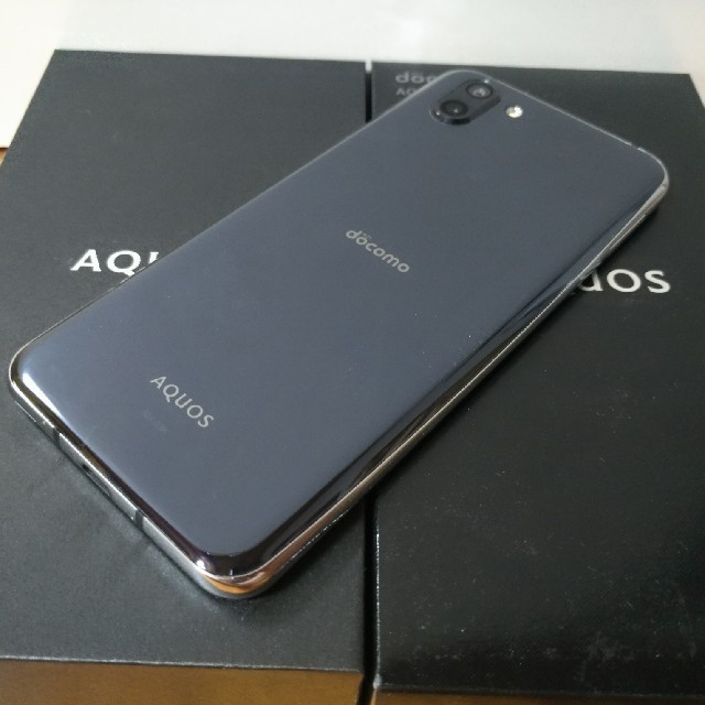 【未使用】ドコモ SH03K AQUOS R2 ブラック公式SIMロック解除済①スマートフォン本体