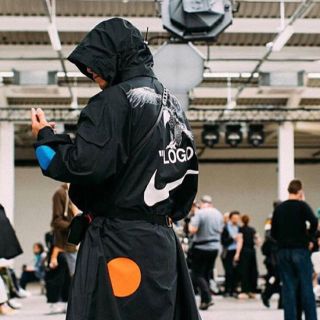 オフホワイト(OFF-WHITE)の【新品未使用】NIKE×off-White Jacket L size(ナイロンジャケット)