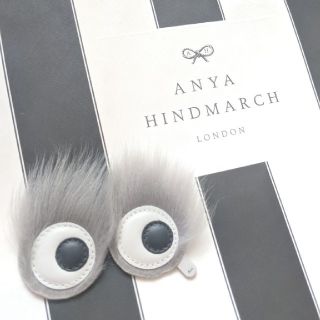 アニヤハインドマーチ(ANYA HINDMARCH)の【一点限り・新品】Anya Hindmarch ステッカー Eyes ファー付き(その他)