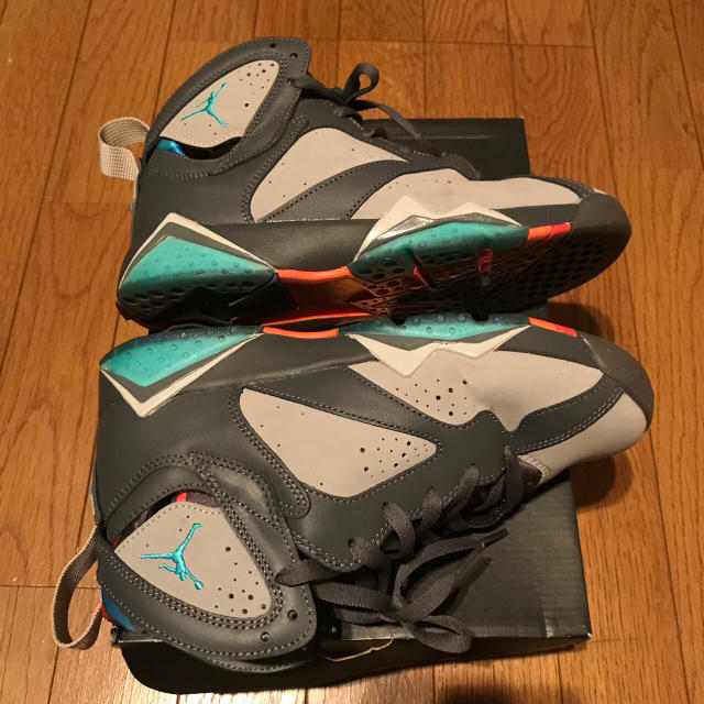 NIKE(ナイキ)の美品★NIKE AIR JORDAN7 BG GS★24.5 レディースの靴/シューズ(スニーカー)の商品写真