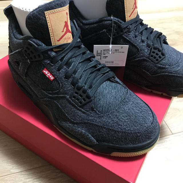 NIKE(ナイキ)の27 NIKE JORDAN 4 LEVIS NRG 黒 ナイキ リーバイス エンタメ/ホビーのコレクション(その他)の商品写真