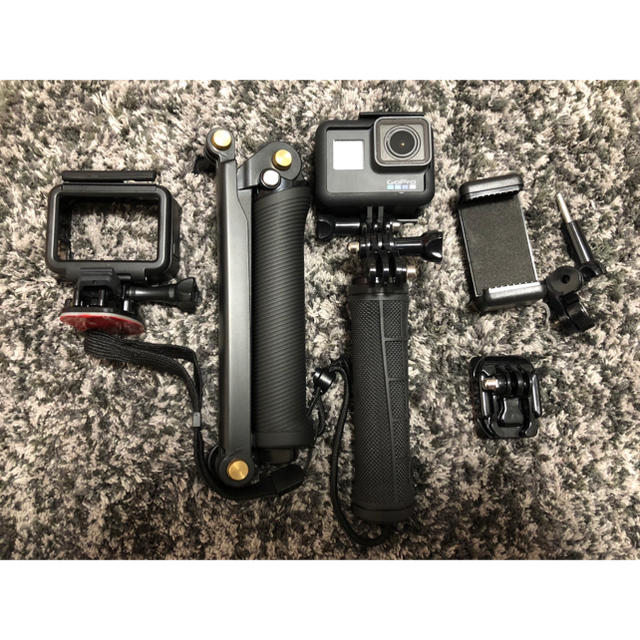 GoPro(ゴープロ)のgopro hero6  スマホ/家電/カメラのカメラ(コンパクトデジタルカメラ)の商品写真