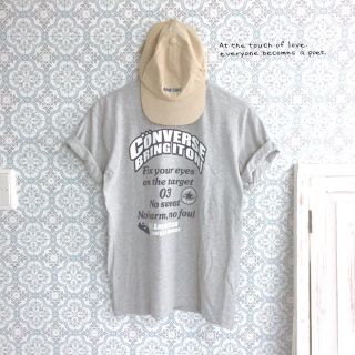 コンバース(CONVERSE)の【CONVERSE】グレープリントTシャツ✩︎Mサイズ(Tシャツ(半袖/袖なし))