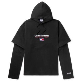 トミーヒルフィガー(TOMMY HILFIGER)のvetements tommy コラボパーカー S(パーカー)