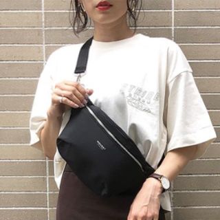 マウジー(moussy)の新作♡MOUSSY WAIST&SHOULDER NYLON バッグ♡新品sly(ショルダーバッグ)