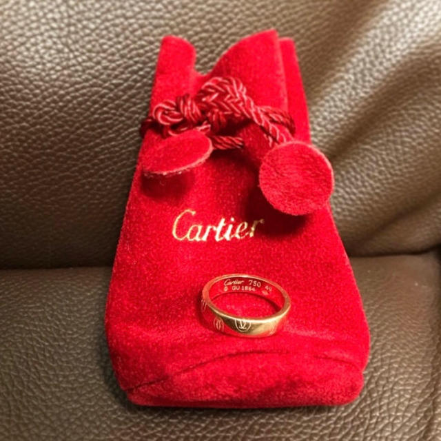 人気【 Cartier 】 カルティエ ロゴリング ♡ ハッピーバースデー