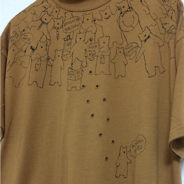 rivet & surge(リベットアンドサージ)の新品♡rivet＆surge  いっぱいクマ ボトルネック レディースのトップス(Tシャツ(半袖/袖なし))の商品写真