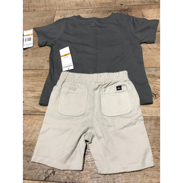 QUIKSILVER(クイックシルバー)の新品 クイックシルバー セットアップ キッズ/ベビー/マタニティのキッズ服男の子用(90cm~)(Tシャツ/カットソー)の商品写真