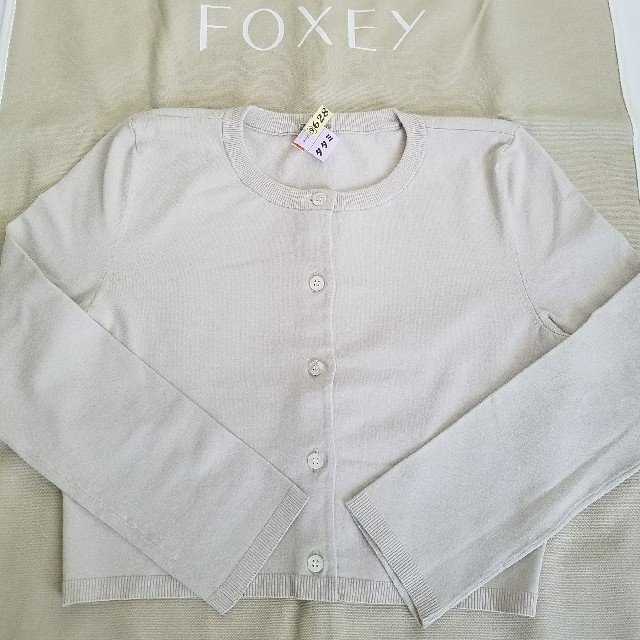 ンです FOXEY - FOXEY✨ペタルウイングカーディガン38の通販 by HAPPY