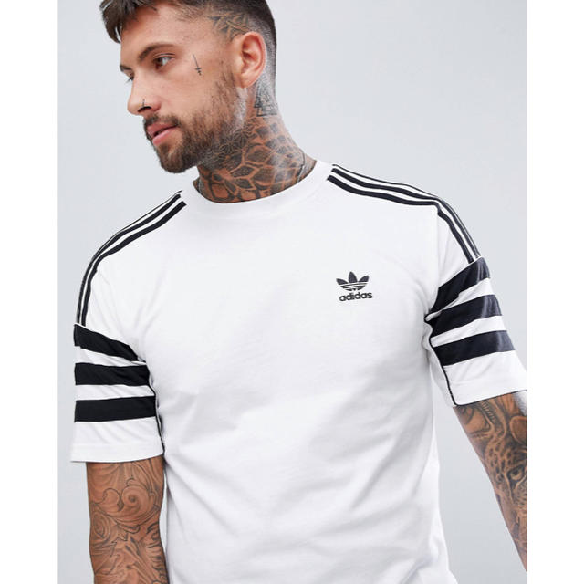 adidas(アディダス)の【Ｓサイズ】新品未使用 adidas★ Auth Tシャツ 白 アディダス メンズのトップス(Tシャツ/カットソー(半袖/袖なし))の商品写真