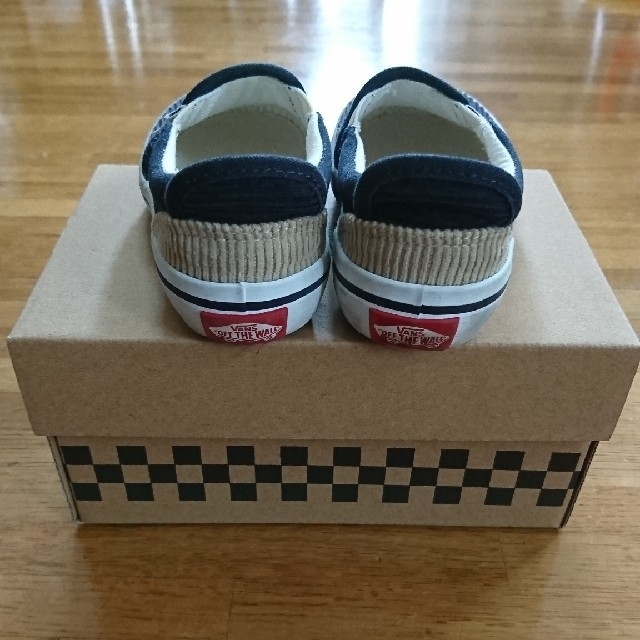 VANS(ヴァンズ)のVANS✳コーデュロイスリッポン キッズ/ベビー/マタニティのベビー靴/シューズ(~14cm)(スニーカー)の商品写真