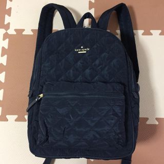 ケイトスペードニューヨーク(kate spade new york)の【難あり】ケイトスペードの黒のナイロンのキルティングリュック(リュック/バックパック)