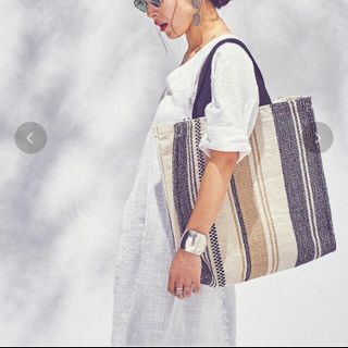 ナノユニバース(nano・universe)のnano・universe Lilas Campbell別注スクエアトートBAG(トートバッグ)