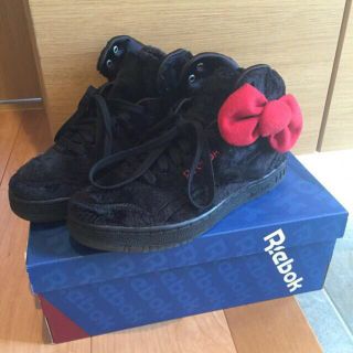 リーボック(Reebok)のkitty×reebokコラボスニーカー(スニーカー)