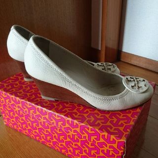 トリーバーチ(Tory Burch)のトリーバーチ 白 ウエッジソール 6.5(ハイヒール/パンプス)