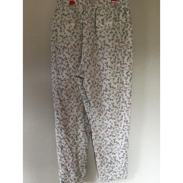SM2(サマンサモスモス)のＳＭ２ リネン混 花柄パンツ レディースのパンツ(カジュアルパンツ)の商品写真