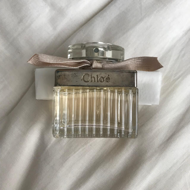 Chloe(クロエ)のwyym7262926様専用❤︎ Chloe オードパルファム 50ml コスメ/美容の香水(香水(女性用))の商品写真