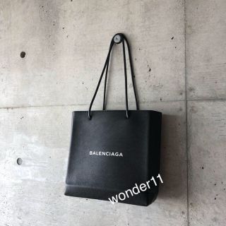 Balenciaga - 最終値下げ!バレンシアガ紙袋風トートSの通販 by
