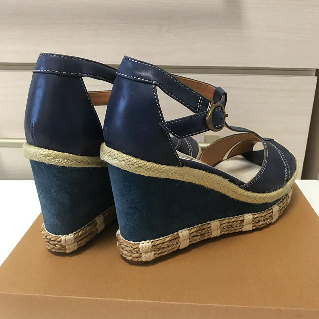 LANVIN en Bleu(ランバンオンブルー)のランバン サンダル ブルー レディースの靴/シューズ(サンダル)の商品写真