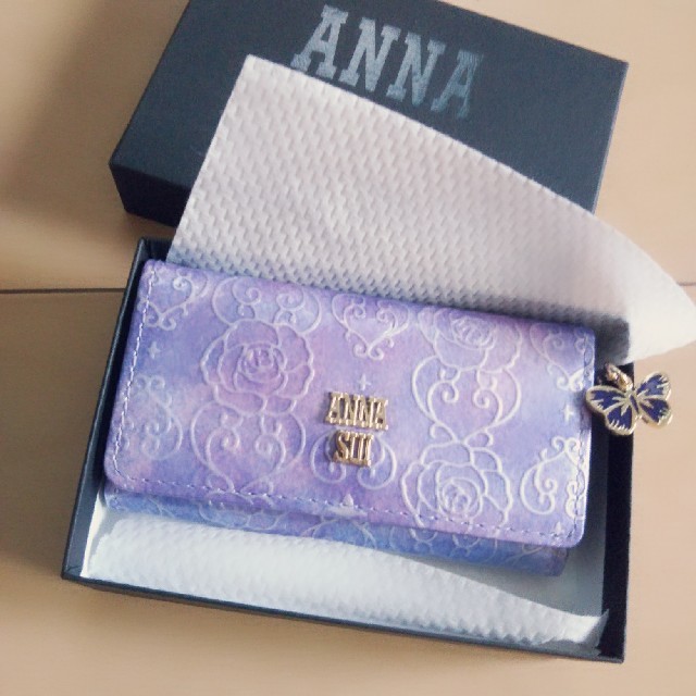 ANNA SUI(アナスイ)のアナスイのローズハート キーケース ラベンダー レディースのファッション小物(キーケース)の商品写真