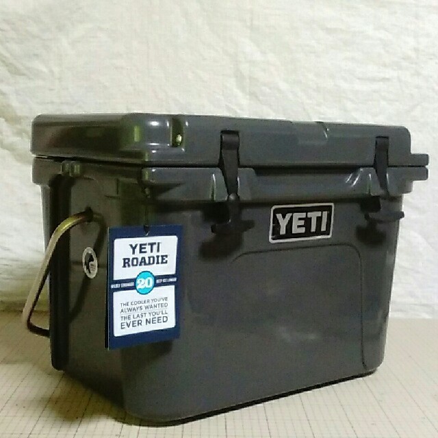 YETI ROADIE20★イエティ クーラーボックスの通販 by P's shop｜ラクマ