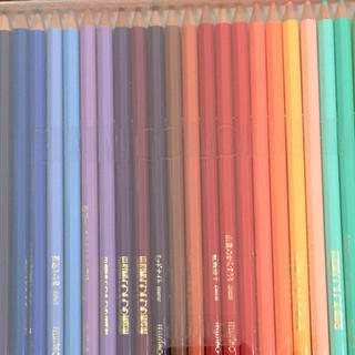 フェリシモ(FELISSIMO)の【ほぼ未使用】500色の色鉛筆全色セット フェリシモ COLOR MUSEUM (色鉛筆)