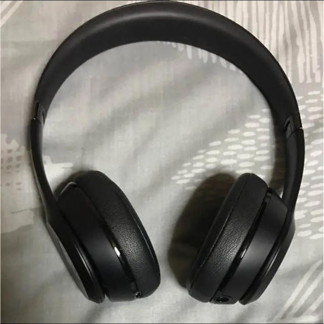 Beats by Dr Dre(ビーツバイドクタードレ)のBeats solo 3 wireless BLACK ワイヤレスヘッドホン スマホ/家電/カメラのオーディオ機器(ヘッドフォン/イヤフォン)の商品写真