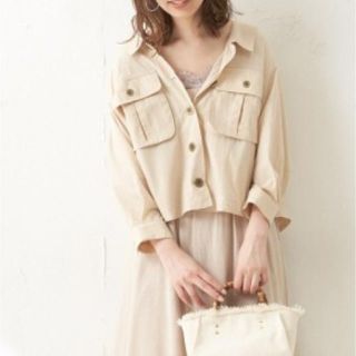 ナチュラルクチュール(natural couture)の★ぴぴんくちゃま様専用★今期完売品♡後ろレースアップミリタリーシャツブルゾン(ブルゾン)