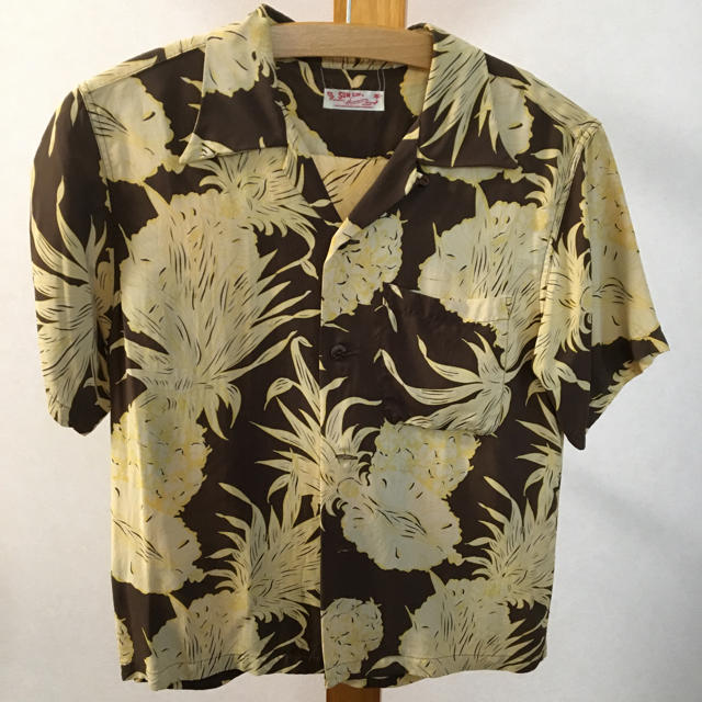 Sun Surf(サンサーフ)のSUN SURF アロハシャツ メンズのトップス(シャツ)の商品写真