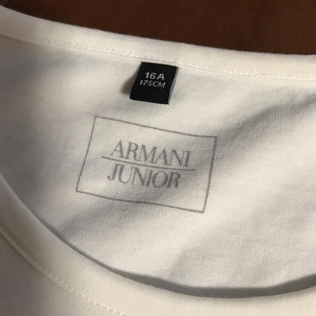 ARMANI JUNIOR(アルマーニ ジュニア)のアルマーニジュニア Tシャツ キッズ/ベビー/マタニティのキッズ服女の子用(90cm~)(Tシャツ/カットソー)の商品写真