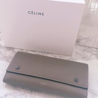 セリーヌ(celine)のCELINE❤本物 二折長財布 ギャランティーカード付  セリーヌ 人気カラー(財布)