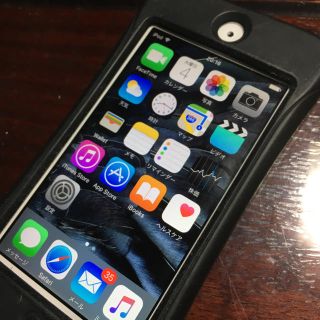 アイポッドタッチ(iPod touch)のiPod touch 32G ライムグリーン【夏季休暇前値引き中】(ポータブルプレーヤー)