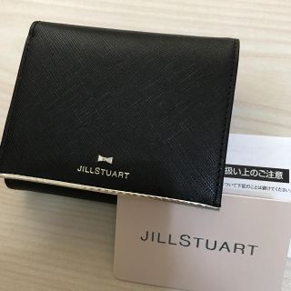 ジルスチュアート(JILLSTUART)の値下げ★ジルスチュアートプリズム折財布新品★黒ブラックラメ入り(財布)