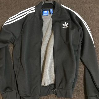 アディダス(adidas)のadidas (ジャージ)