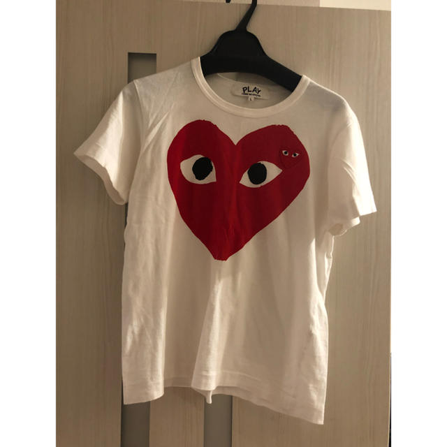 COMME des GARCONS(コムデギャルソン)のPLAY Tシャツ L レディースのトップス(Tシャツ(半袖/袖なし))の商品写真