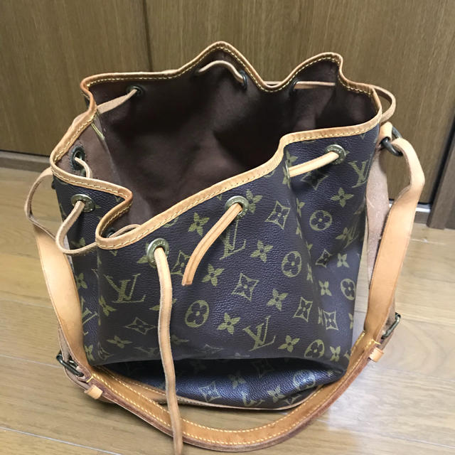 LOUIS VUITTON　バケツバッグ