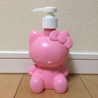 サンリオ(サンリオ)の【新品】ハローキティ／ポンプボトル／ピンク(タオル/バス用品)